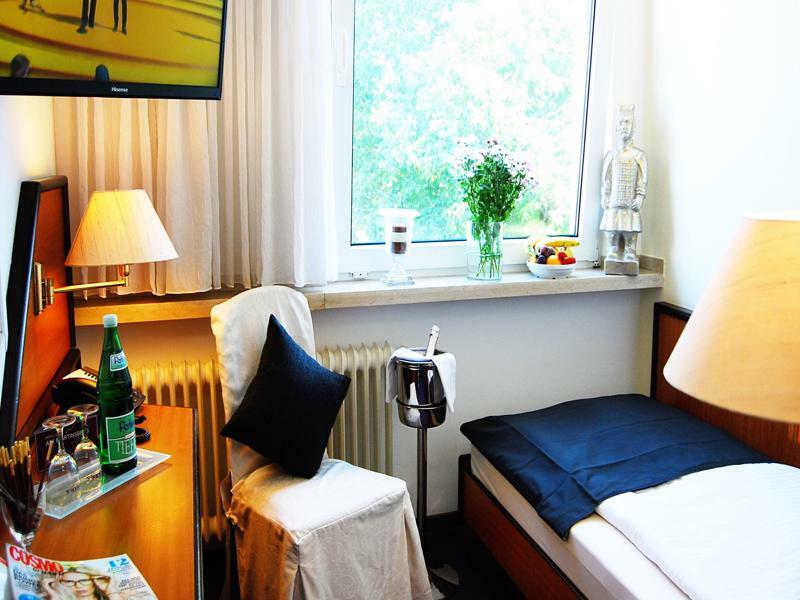 Hotel Am Martinsberg Andernach Eksteriør billede