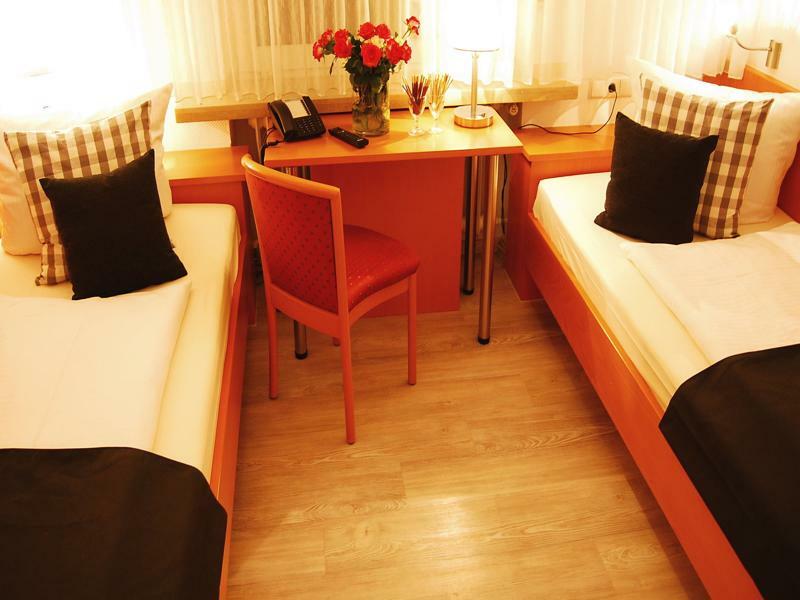 Hotel Am Martinsberg Andernach Eksteriør billede